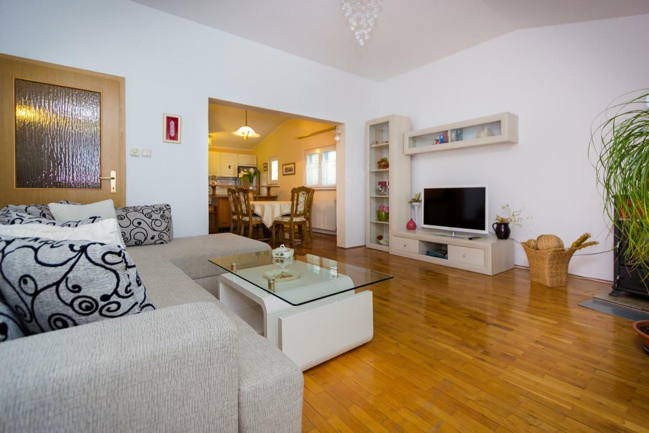 Apartman Marija Apartment Split Bagian luar foto