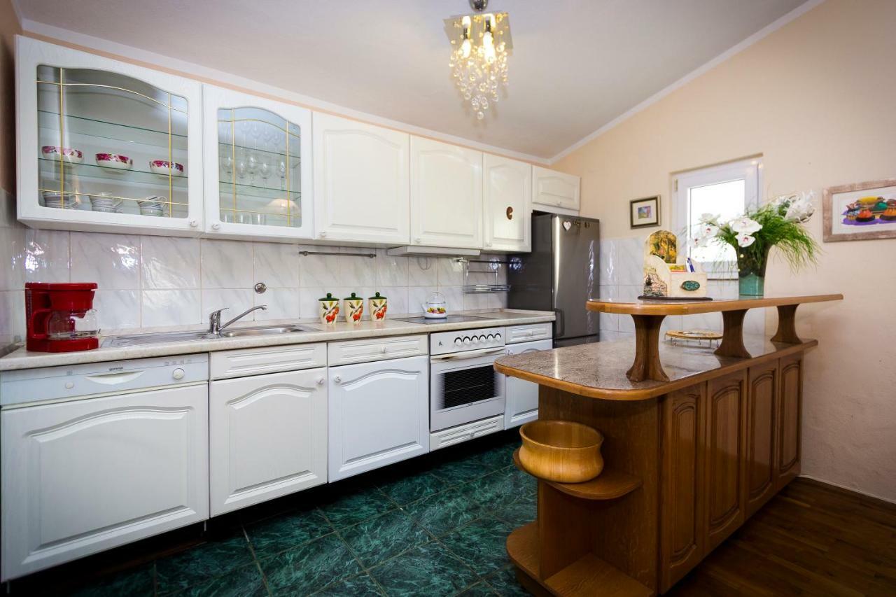 Apartman Marija Apartment Split Bagian luar foto