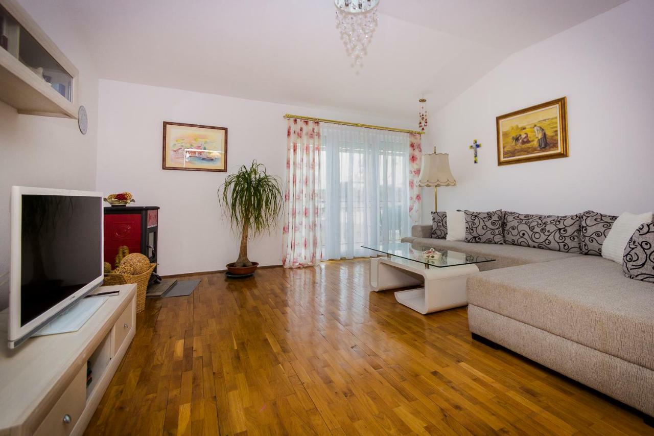 Apartman Marija Apartment Split Bagian luar foto